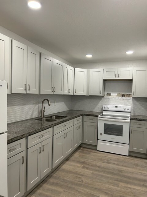 New grey kitchen cabinets - 9417 SW 76th St