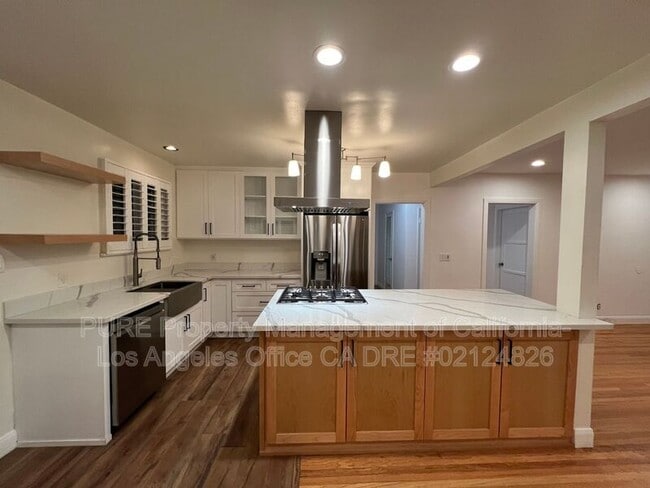 Photo - 1910 W 94th Pl House