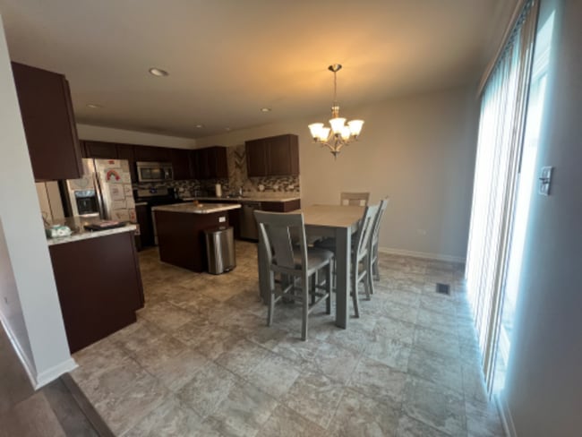 Foto del edificio - 11156 Tennessee Street