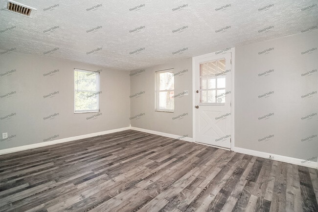 Foto del edificio - 1601 Bauer Ave