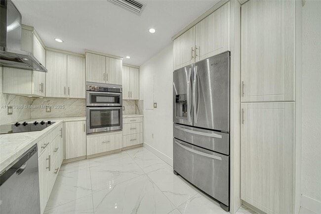 Foto del edificio - 6431 Scott St