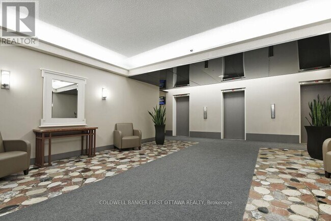 Building Photo - 1785 Frobisher Ln