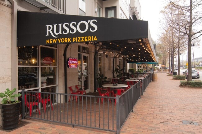 Building Photo - 1408 W Webster St