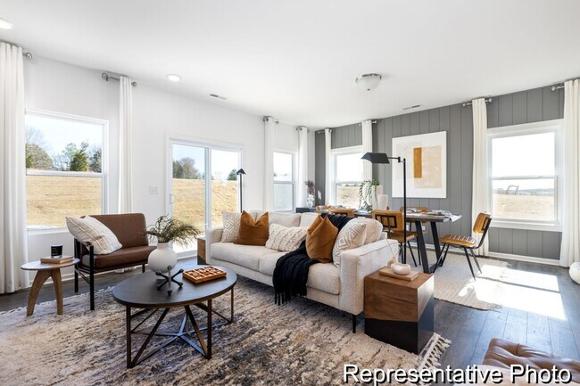 Foto del edificio - 3BD/2.5 Townhome minute from I-85