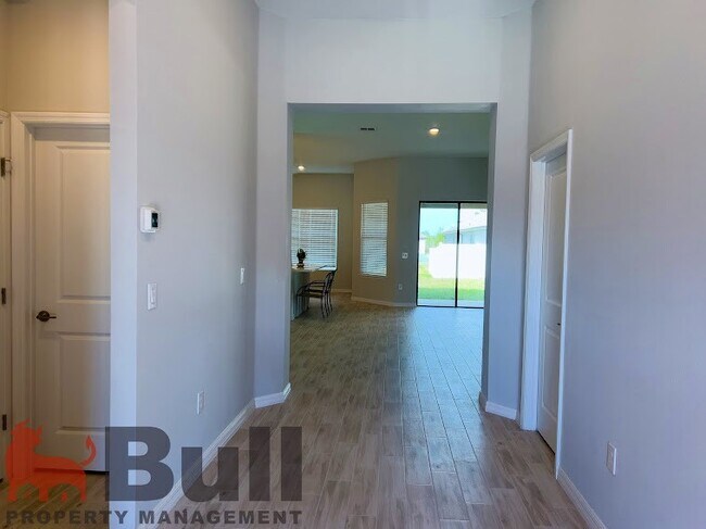 Foto del edificio - 1980 GOBLET COVE St