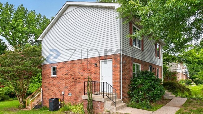 Building Photo - 628 Netherlands Dr