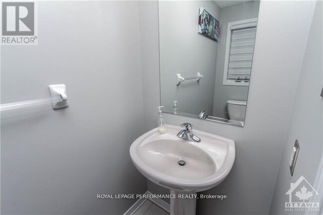 Building Photo - 829 Percifor Way