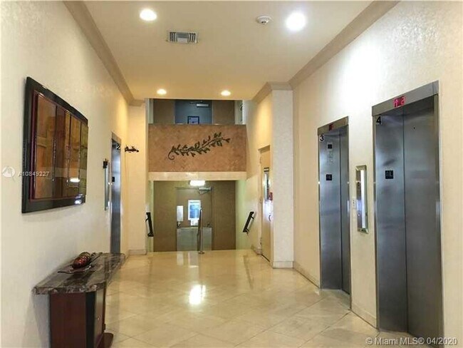 Foto del edificio - 251 174th St