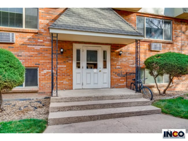 Building Photo - NEWLY REMODELED 1 Bedroom!