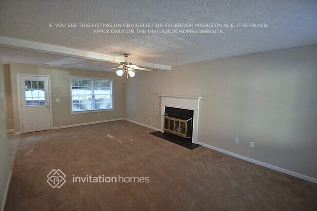 Building Photo - 270 Valley View Dr