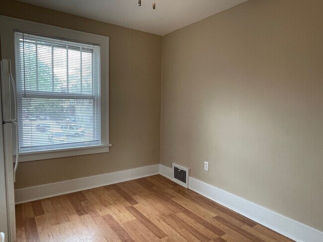 Building Photo - 1314 S Whittier Ave