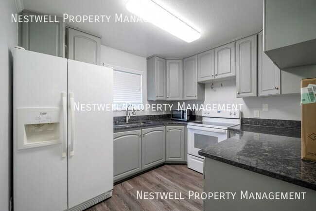 Building Photo - 154 E 1460 S