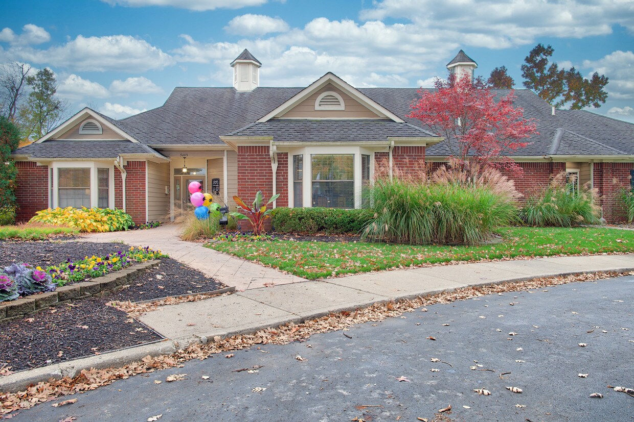 The Oaks of Eagle Creek Apartments Indianapolis, IN