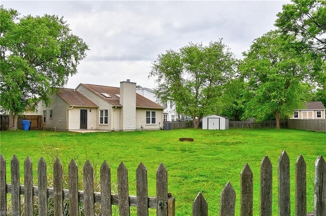 Building Photo - 1121 Cardston Ct