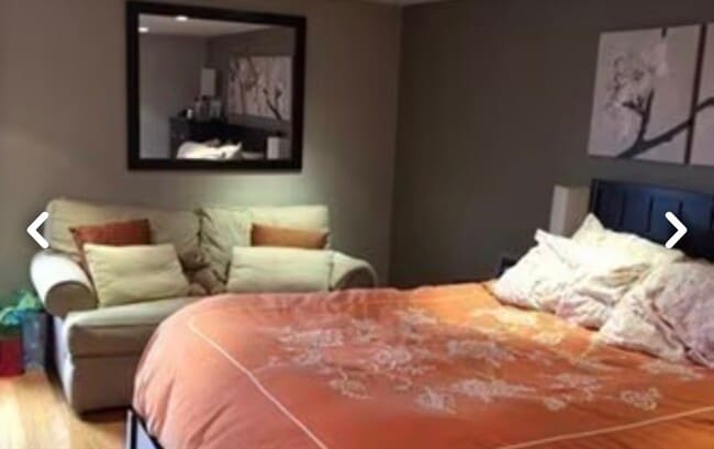 Building Photo - 143 W 8th St