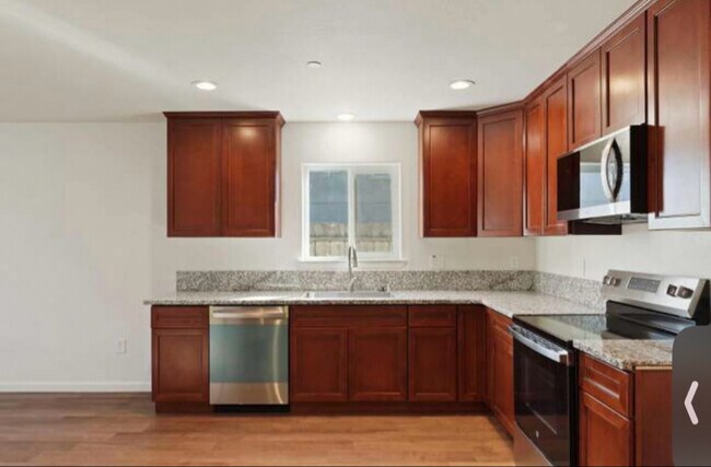 Foto del edificio - 227 N Fremont Ave