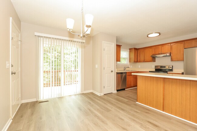 Foto del edificio - 415 Country Village Dr