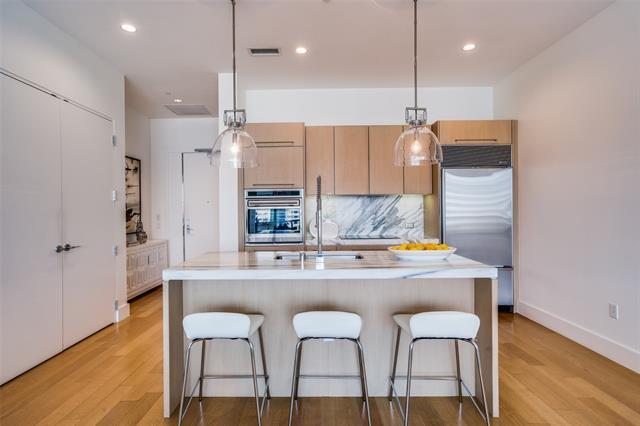 Foto principal - 2200 Victory Ave