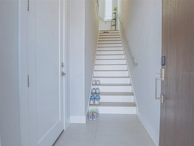 Foto del edificio - 370 6th St S