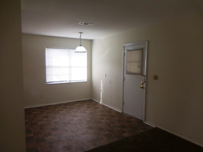 Foto del edificio - 1702 Wainwright St