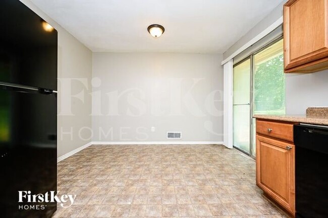 Building Photo - 3031 Orbit Cir