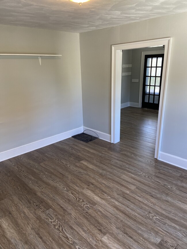 Building Photo - 325-327 Virginia