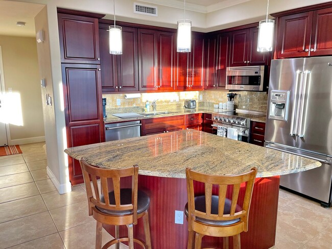 Building Photo - Luxury Townhome Living at The Villas at Ke...