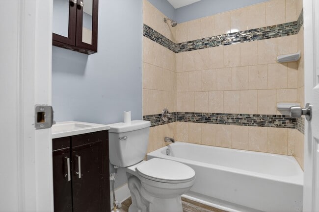 Foto del edificio - 3335 Lyndale Ave