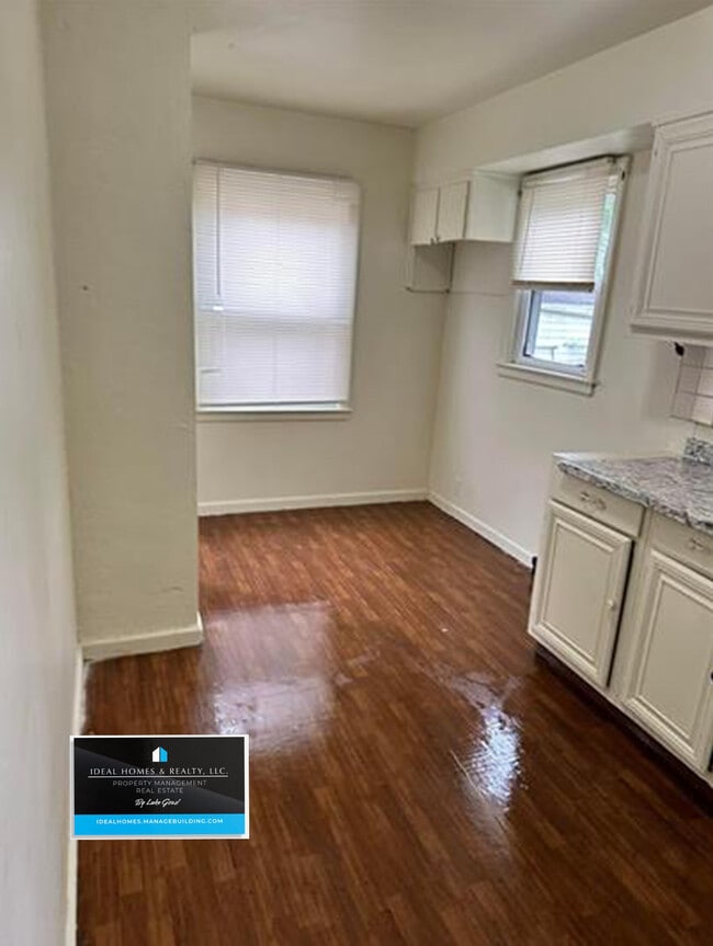 Foto del edificio - 2747 Sloan St