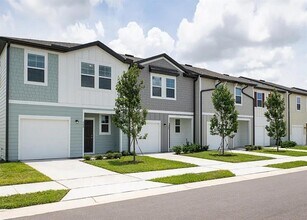 Building Photo - 233 Mandovi St