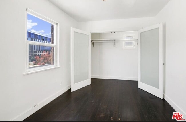 Building Photo - 2140 20th St