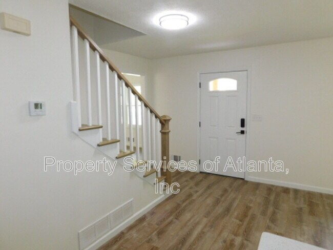 Foto del edificio - 4505 Myrtle Hill Rd NE