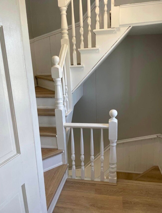 Shared stairwell - 292 Grove St