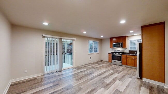 Building Photo - 2301 S 74th St