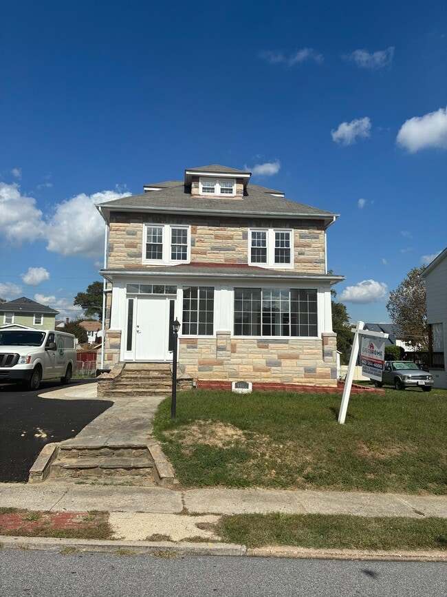 Building Photo - 4406 Hooper Ave