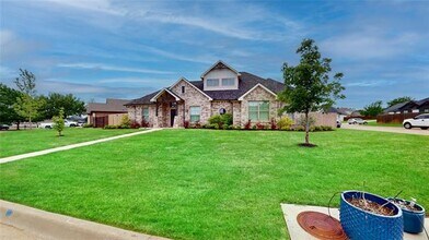 Building Photo - 1520 Bent Creek Dr