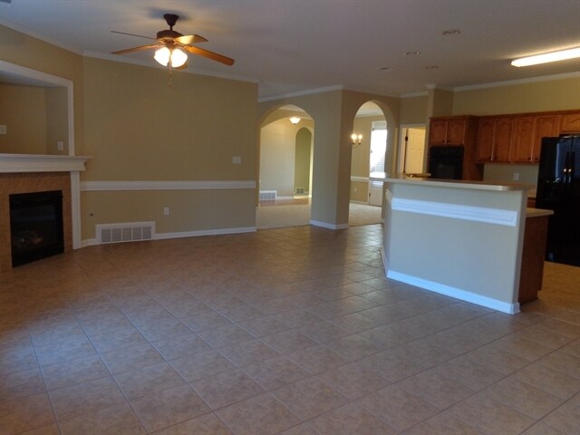 Foto del edificio - 6464 Wells Farms Cv