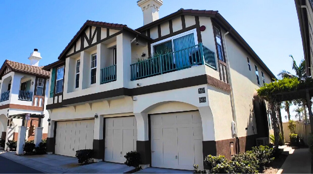 Primary Photo - ***Encinitas 2 bed / 2.5 bath Condo in Gat...