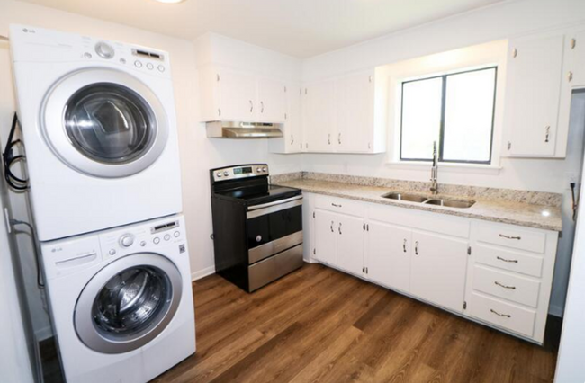 Interior Photo - Robertson Avenue Apartments