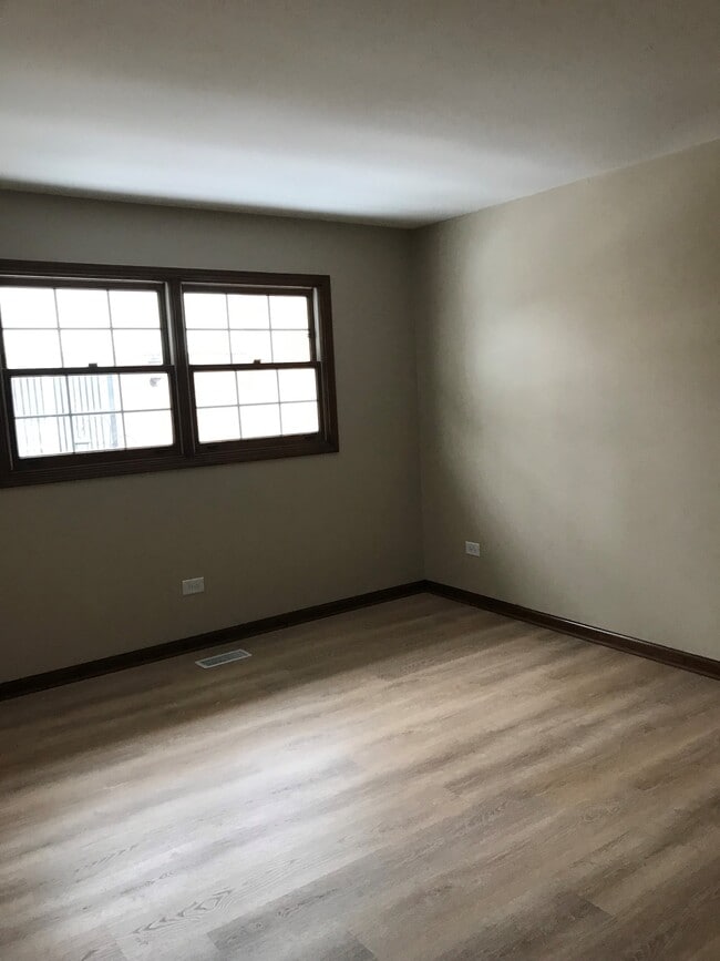 Dormitorio 1 - 654 Eletson Dr