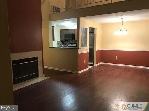Foto principal - 8402 Tamarron Dr