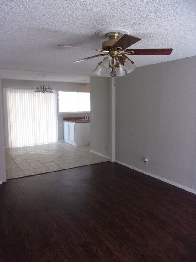 Foto del edificio - Call 918-921-9955 To Schedule Your Showing Now!