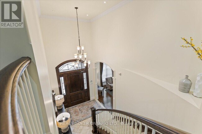 Building Photo - 494 Deer Ridge Dr