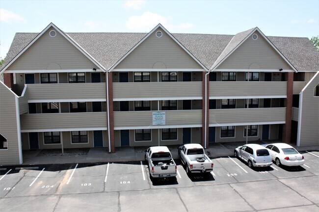 Foto del edificio - 415 S Haverhill Rd