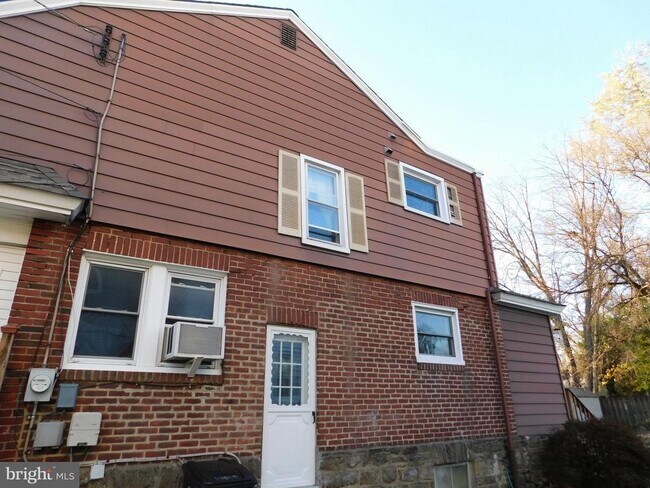 Foto del edificio - 2390 Philmont Ave