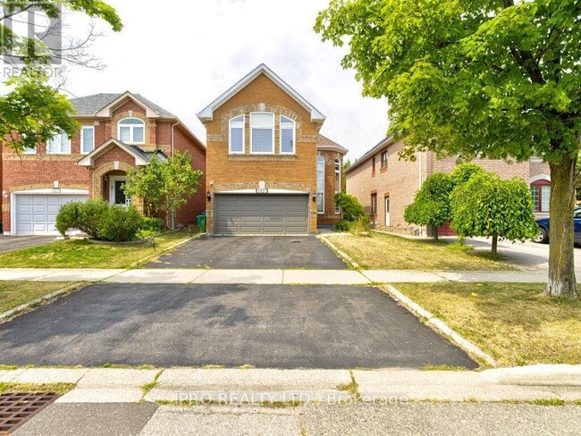 Building Photo - 5437 Royal Aberdeen Dr