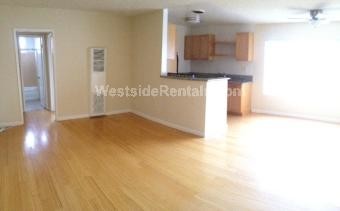 Primary Photo - 12811 Caswell Ave