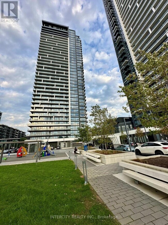 Building Photo - 18-1818 Water Walk Dr
