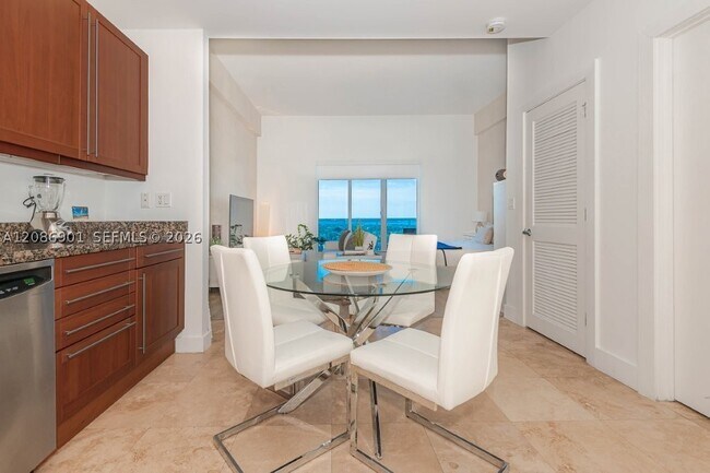 Foto del edificio - 2301 Collins Ave