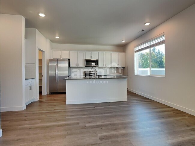 Foto del edificio - 7705 Brenden St SW